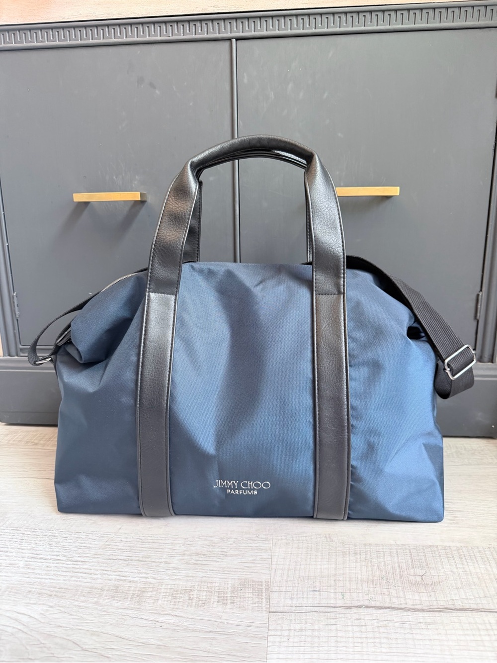 Jimmy Choo Parfums Navy Weekender Duffel Travel Bag Overnight Gym Tote